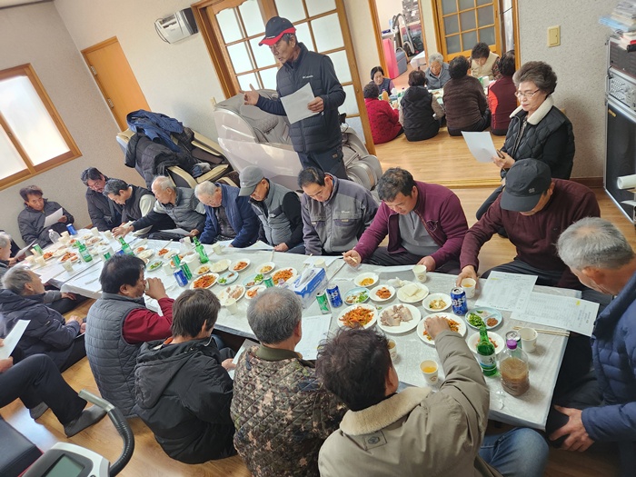 0af7f1f28ddb43662c3aa253884b0a14_1765934702_3318.jpg 0af7f1f28ddb43662c3aa253884b0a14_1765934702_3318.jpg