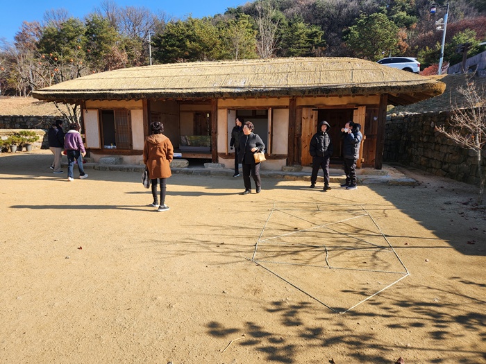 98eb3e827ea5885ce8ccfc36fcc8f4d1_1764899756_1987.jpg 98eb3e827ea5885ce8ccfc36fcc8f4d1_1764899756_1987.jpg